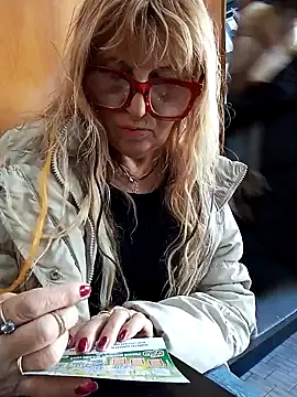 eva2023sexy online show from January 7, 2025, 11:37 am