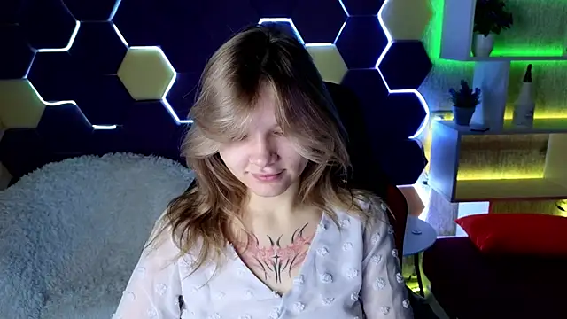 LitaBrom online show from December 29, 2024, 1:13 am