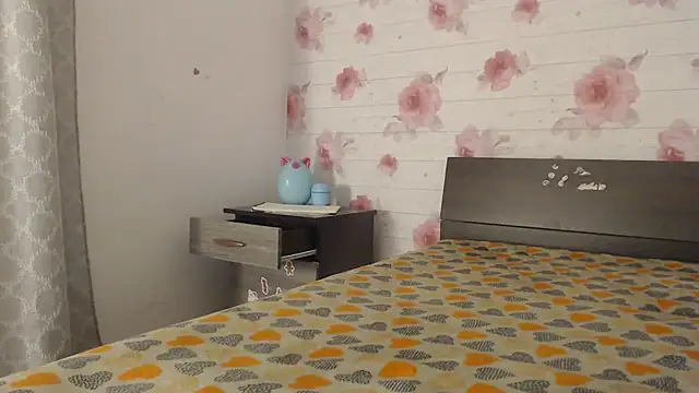 Teressa Dream online show from December 3, 2025, 7:45 pm