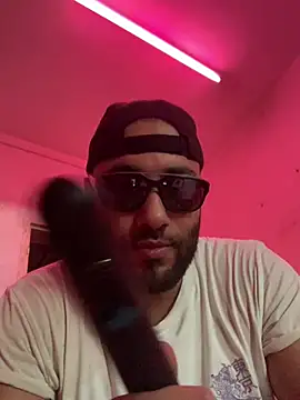 eljefedamino1994 online show from July 15, 2026, 3:17 pm
