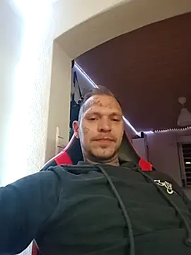 Snapshot of chillaandy chatting on October 23, 2025, 5:44 pm chillaandy online show from October 23, 2025, 5:44 pm