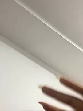 Pinkhotbaby online show from January 8, 2025, 8:39 pm