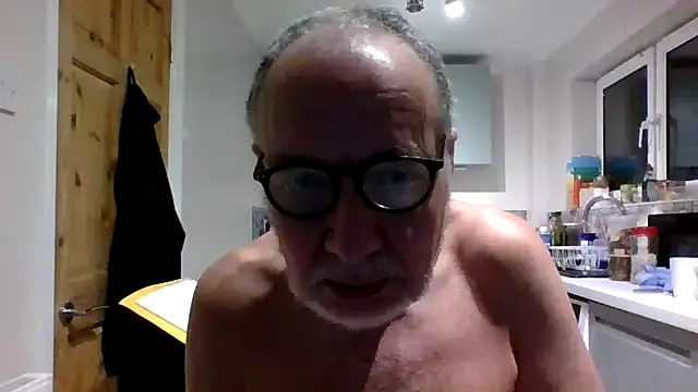 Snapshot of jimmybenido chatting on December 3, 2024, 5:23 pm jimmybenido online show from December 3, 2024, 5:23 pm