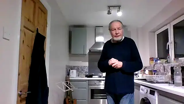 Snapshot of jimmybenido chatting on January 7, 2025, 5:09 pm jimmybenido online show from January 7, 2025, 5:09 pm