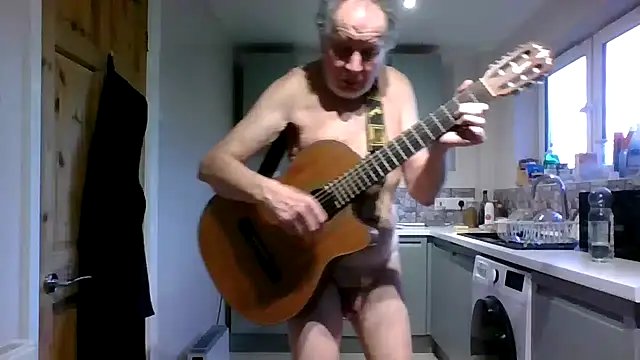 Snapshot of jimmybenido chatting on February 21, 2025, 5:31 pm jimmybenido online show from February 21, 2025, 5:31 pm