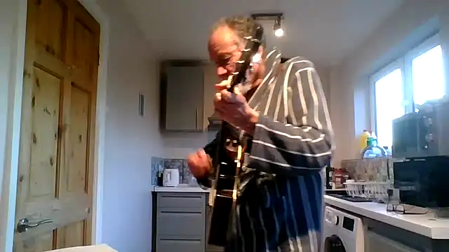 jimmybenido online show from March 6, 2026, 5:42 pm