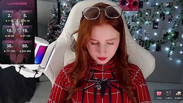 Meow babe online show from December 19, 2024, 2:24 pm