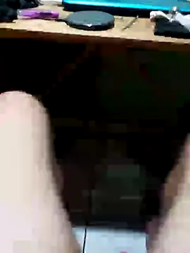 Cris29 84 online show from April 18, 2026, 7:56 am