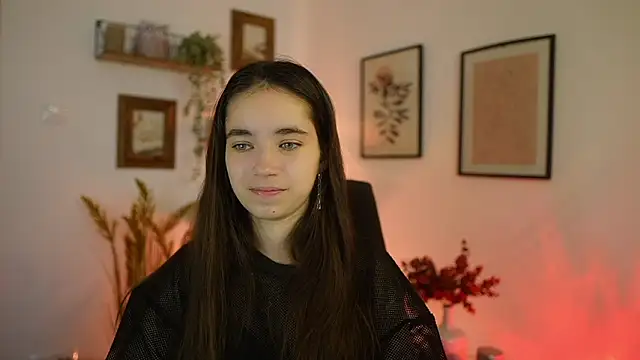 Gia Paige18 online show from October 3, 2025, 8:22 am