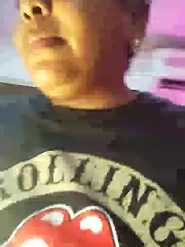 ELLA KELLY online show from January 15, 2025, 12:04 pm