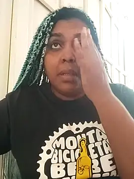 ELLA KELLY online show from March 21, 2025, 11:55 am