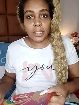 ELLA KELLY online show from November 28, 2025, 12:41 pm