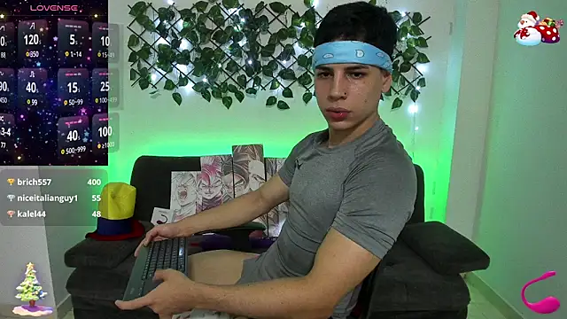 jonathanjoestar  online show from December 30, 2024, 12:43 am