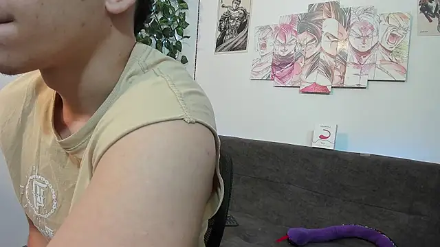 jonathanjoestar  online show from February 4, 2025, 9:31 pm