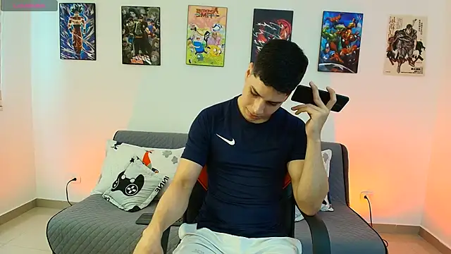 jonathanjoestar  online show from April 14, 2026, 8:48 pm