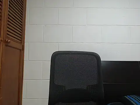 dimitriquiet05 online show from April 7, 2026, 3:51 am