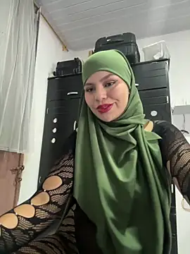 lalilamassu1 online show from March 5, 2025, 2:56 pm