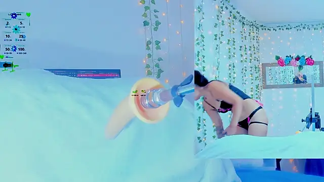 Tiffanny Love  online show from October 13, 2025, 9:20 am