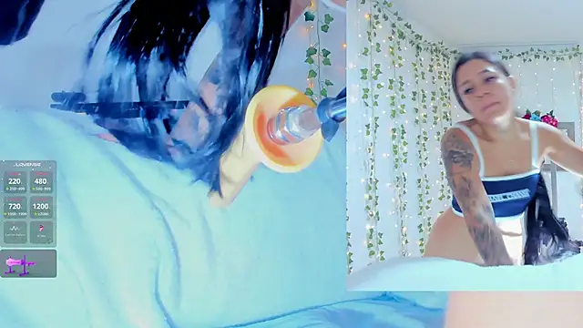 Tiffanny Love  online show from October 23, 2025, 7:51 am