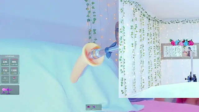 Tiffanny Love  online show from November 1, 2025, 3:52 am