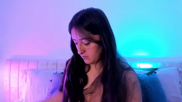 Kathia Morelli online show from January 15, 2025, 11:32 am