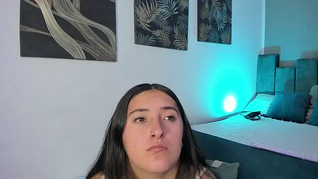 Kathia Morelli online show from September 27, 2025, 11:37 am