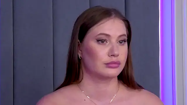 Snapshot of ChloeMarsch chatting on October 10, 2025, 6:01 am ChloeMarsch online show from October 10, 2025, 6:01 am