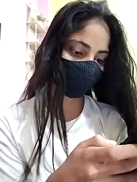 Payal-Love143 online show from September 13, 2025, 6:29 pm