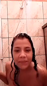 Lidy zinha online show from January 11, 2025, 9:26 am