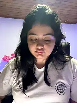 Stephania 18 online show from September 30, 2025, 12:26 am