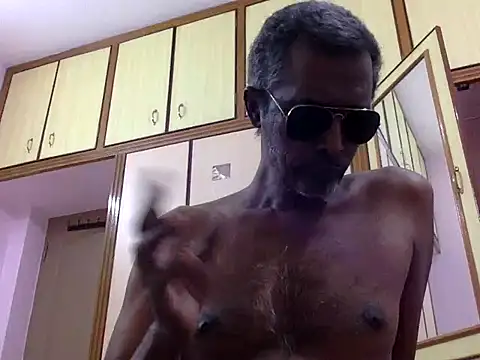 Lookin4Kinky Partner online show from December 3, 2025, 6:28 pm