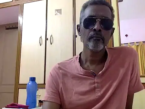 Lookin4Kinky Partner online show from January 15, 2026, 1:16 pm