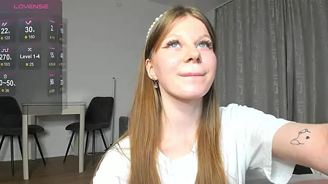  eva queen online show from December 5, 2024, 7:06 pm