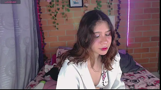 candypaint 7u7 online show from October 11, 2025, 6:39 pm