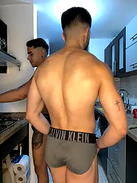 Mackenzzie 777  online show from November 6, 2025, 2:12 am