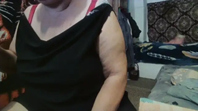 NataliiaRosa54 online show from February 13, 2026, 7:10 pm