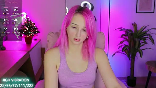 Selena Lily online show from January 5, 2025, 7:49 pm