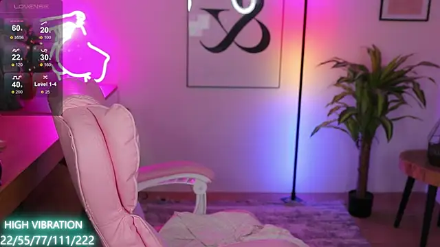 Selena Lily online show from January 23, 2025, 10:54 am