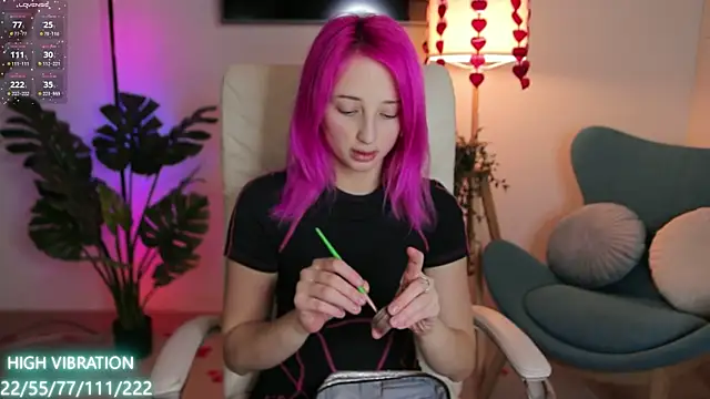 Selena Lily online show from February 23, 2025, 7:17 pm