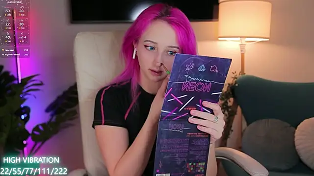 Selena Lily online show from March 15, 2025, 3:29 am