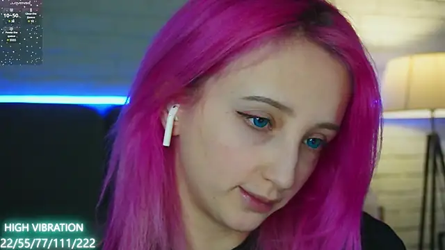 Selena Lily online show from March 15, 2025, 10:44 pm