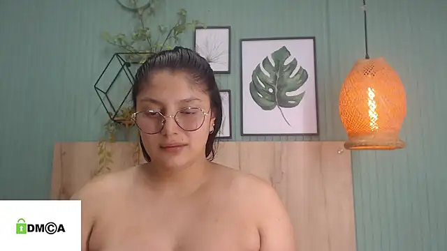 Snapshot of george_jonnes chatting on February 1, 2025, 4:33 pm george jonnes online show from February 1, 2025, 4:33 pm