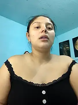 Snapshot of george_jonnes chatting on February 19, 2025, 5:27 pm george jonnes online show from February 19, 2025, 5:27 pm