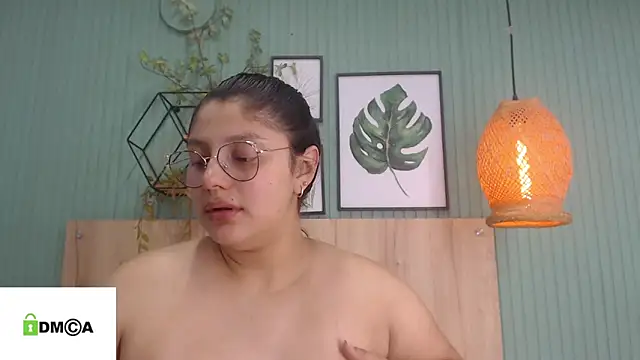 Snapshot of george_jonnes chatting on February 20, 2025, 1:40 pm george jonnes online show from February 20, 2025, 1:40 pm