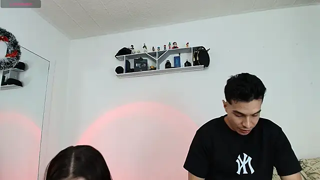 HotCouple 697 online show from December 15, 2024, 8:36 pm