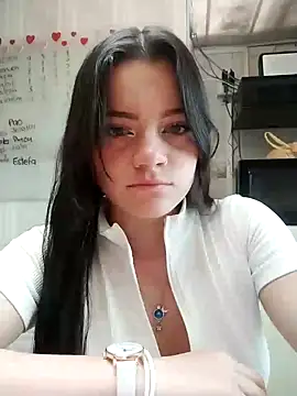 Snapshot of Alice_atm chatting on December 3, 2024, 1:43 pm Alice atm online show from December 3, 2024, 1:43 pm