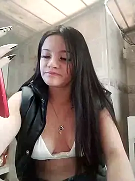 Snapshot of Alice_atm chatting on December 7, 2024, 6:26 pm Alice atm online show from December 7, 2024, 6:26 pm