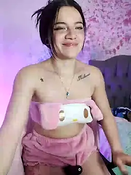 Snapshot of Alice_atm chatting on December 20, 2024, 9:28 pm Alice atm online show from December 20, 2024, 9:28 pm