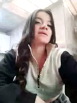 Snapshot of Alice_atm chatting on December 24, 2024, 2:22 pm Alice atm online show from December 24, 2024, 2:22 pm