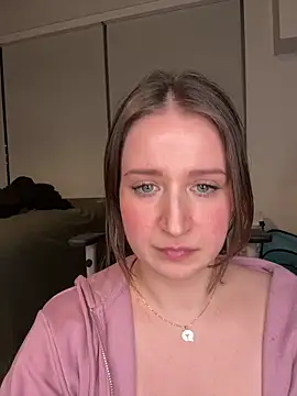 nerdynina online show from February 21, 2025, 3:23 am